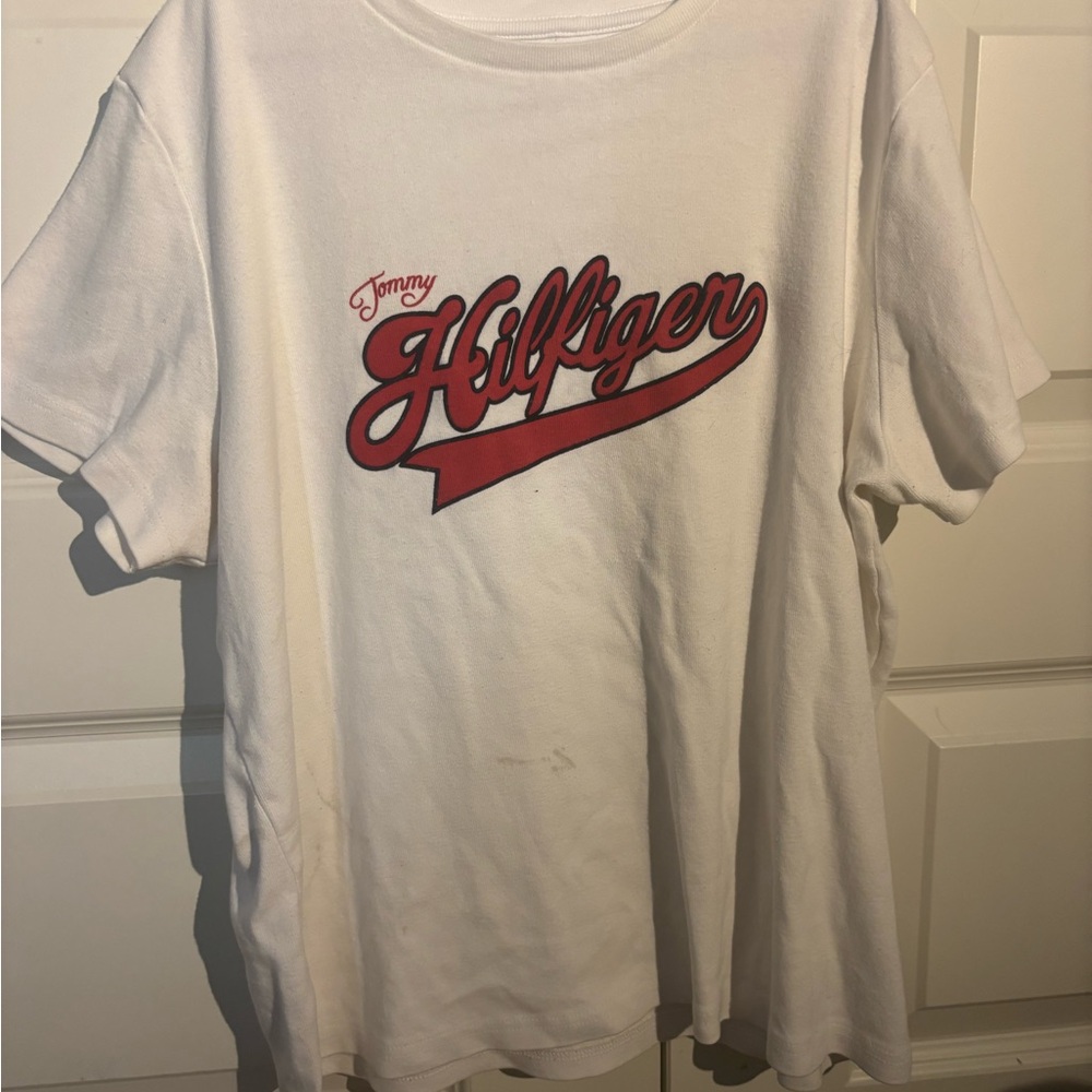Vintage Tommy Hilfiger White T-Shirt